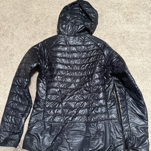Mountain Hardwear Ghost Shadow Insulated Hoodie - Picture 2 of 4